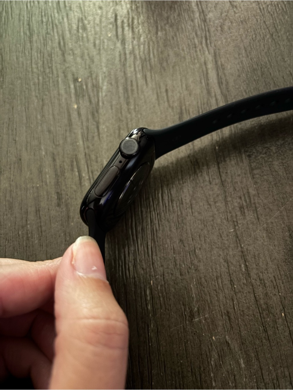 Apple Watch series 11 w/GPS - Picture 2 of 10